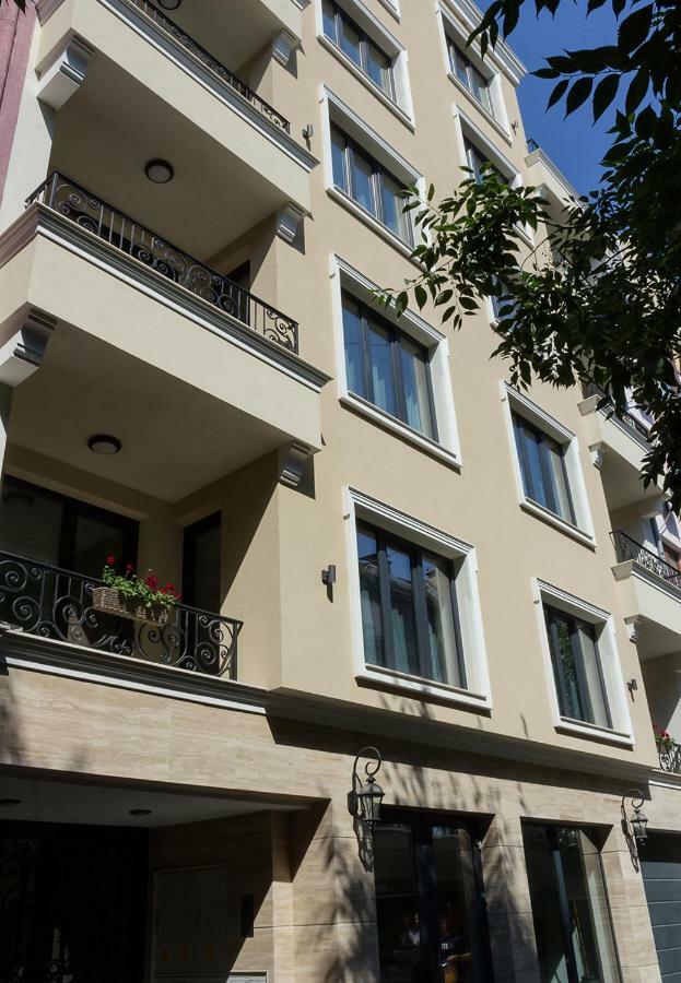 Central Supreme Apartments In Varna By Flat Mаnager Buitenkant foto